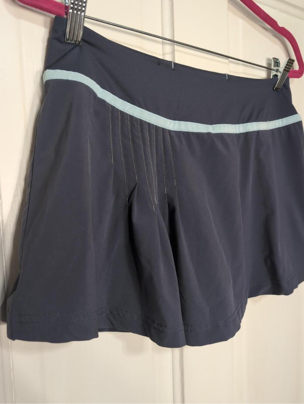 Title Nine Gray Athletic Skort Tennis Skirt Pocket Women’s S Pickleball (1364) - Picture 2 of 7